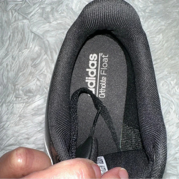 Adidas Neo Cloudfoam Core Black and white stripes Men's size 9.5 New Condition - Picture 6 of 9